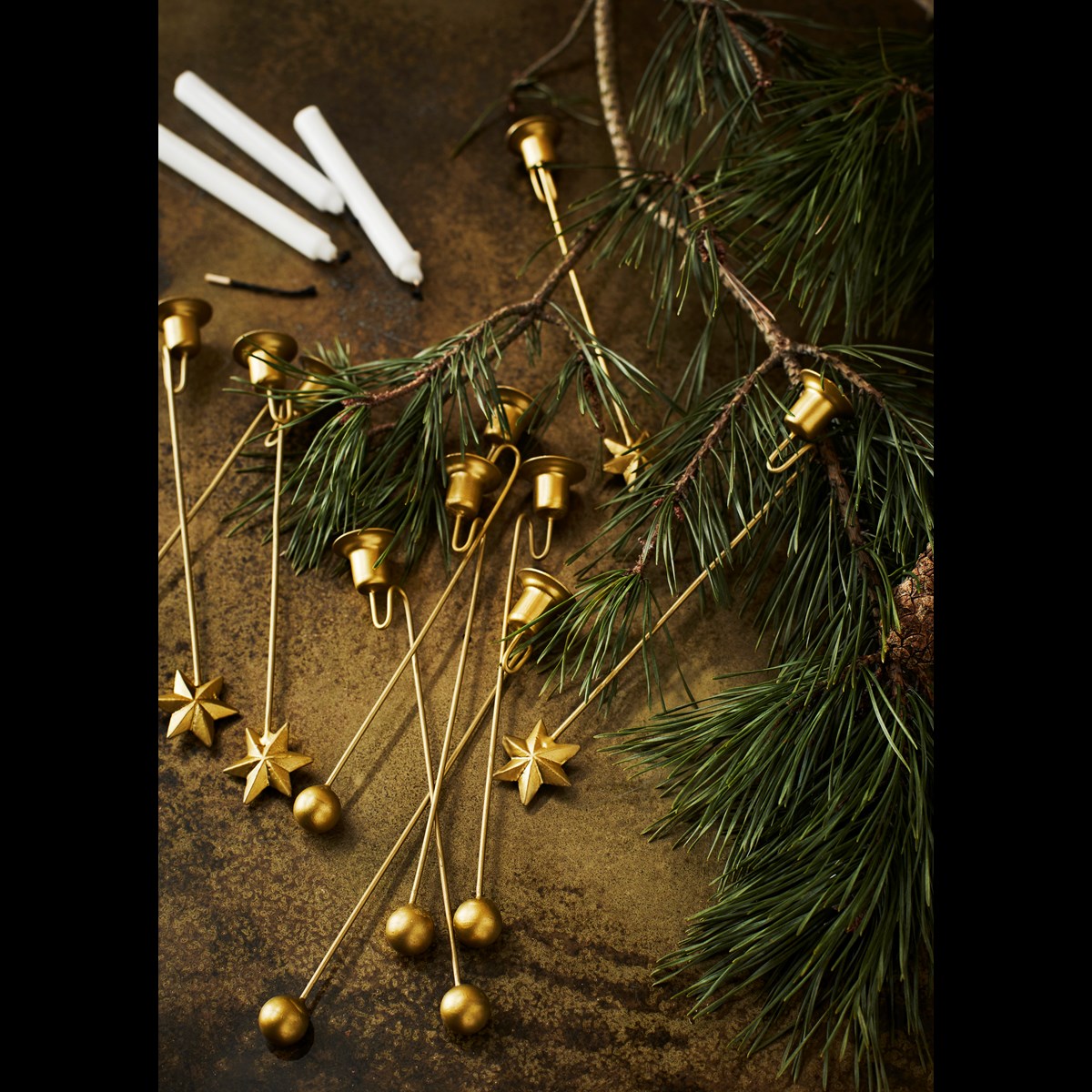 Christmas tree candle holder w/ ball